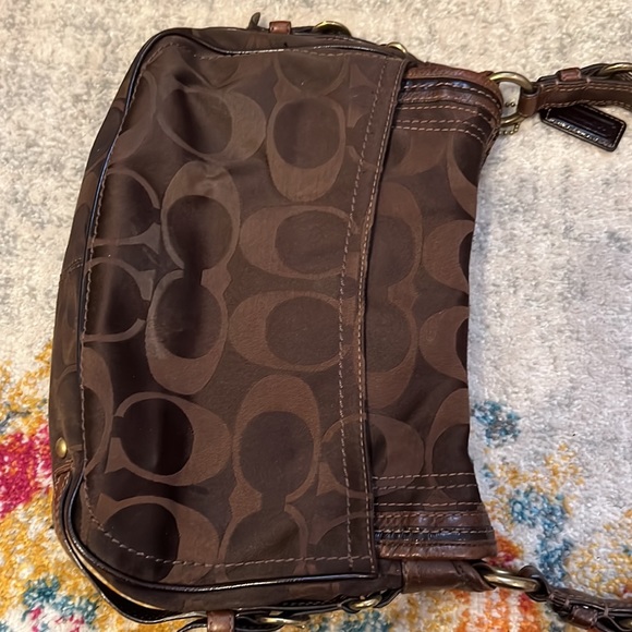 Medium brown coach authentic coach bag - Picture 4 of 12